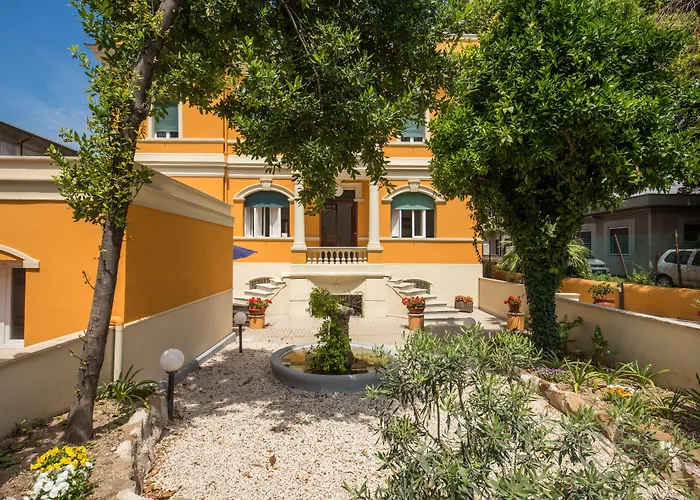 Relais La Torretta 3*